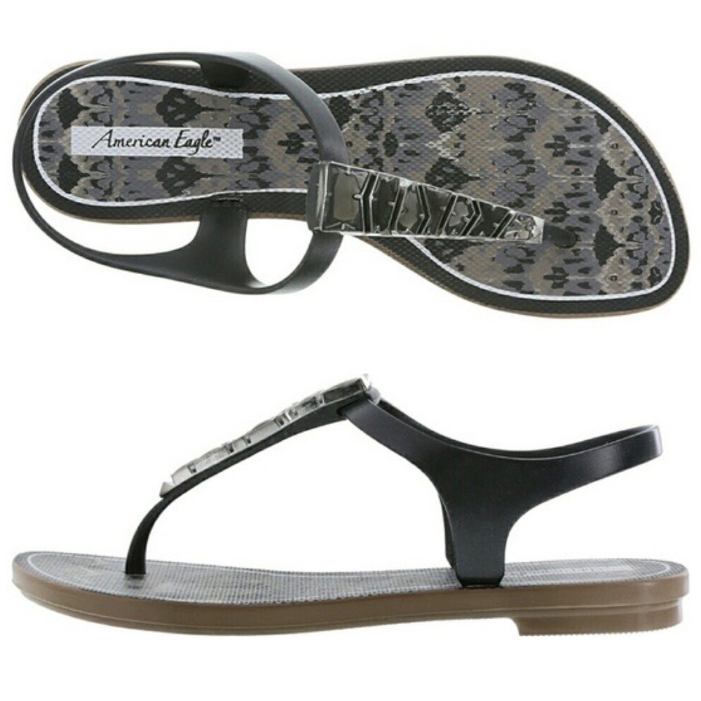 American Eagle Black and Grey Studded Roman Sandals, Geometric Print Size 11